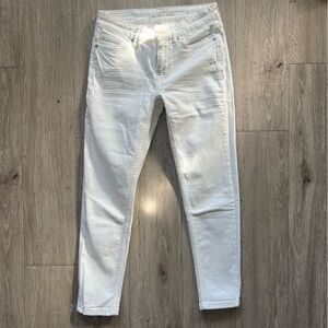 Calvin Klein White Capri Jeans Size 2